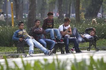 En Latinoamérica, 1 de cada 5 jóvenes ni estudia ni trabaja