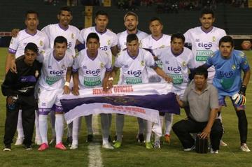 Real Potosí se recupera en casa y la “U” manda en la tabla