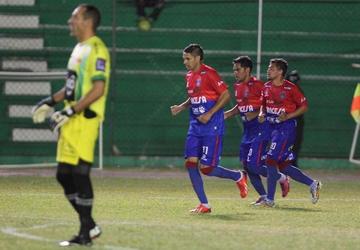Oriente Petrolero cede un empate ante la U