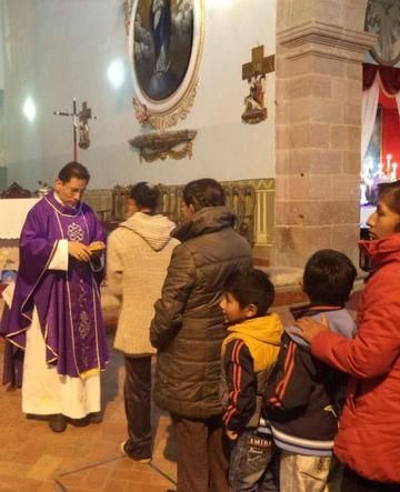 Los feligreses acudieron al acto religioso de La Merced.