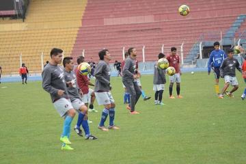La banda roja tendrá su última práctica en Santa Cruz