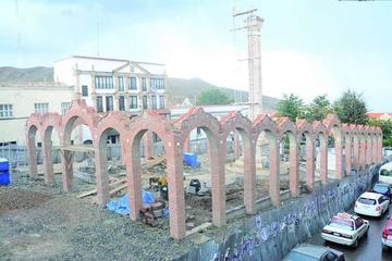Los arcos se mantendrán, no serán tumbados.