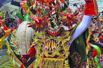 Perú acepta error de uso de danzas