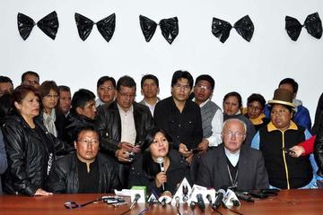 Desde el gobierno se habla de autoatentado en El Alto