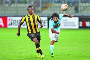 Cristal empata con Peñarol 