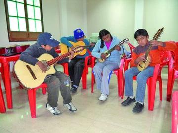 Escuela de artes inicia actividades