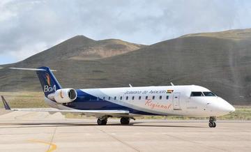 Gobernador tramitará un vuelo más por semana a Potosí