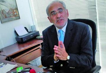 Carlos Mesa responde si será candidato el 2019: "Nunca digas nunca"