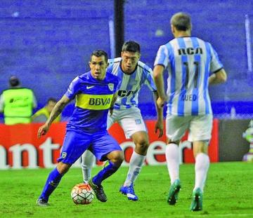 Boca y Racing empatan sin goles 