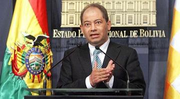 Romero se molesta y deja un programa de tv en directo