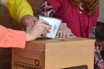 Se cierra el referendo mañana con votación en La Paz y Santa Cruz 