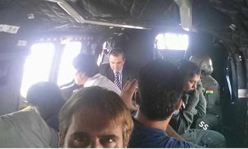 Leo Fernández en una aeronave donde también está el presidente Evo Morales. Foto: Facebook