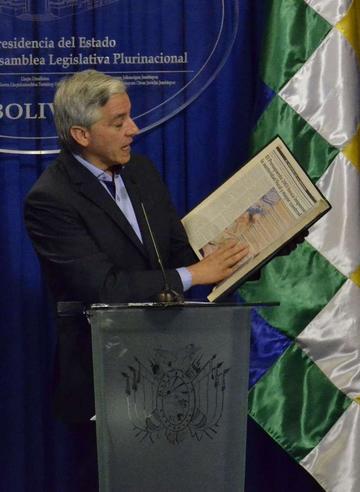 Álvaro García Linera en conferencia de prensa.
