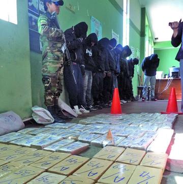 La Felcn propina duro golpe al narcotráfico y se incauta droga