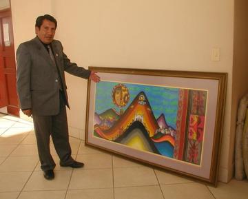 Humberto Morales (exoficial de Culturas) exhibió el cuadro recuperado en mayo del 2011.