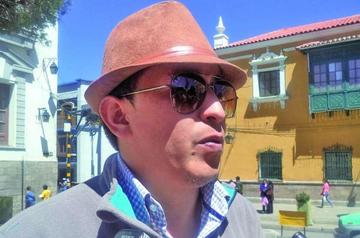 Asambleísta anuncia presentación de querella por corrupción
