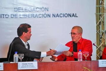 Colombia anuncia el inicio de la negociación de paz con el ELN