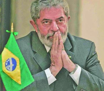 La Fiscalía ve indicios que implican a Lula en escándalo de corrupción