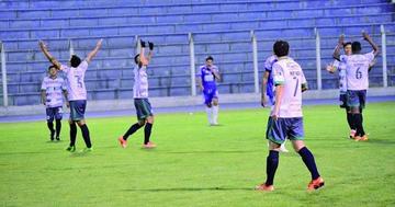 Real pierde y cae al fondo de la tabla