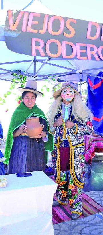 Exhiben cultura de nueve regiones
