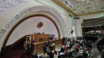 Justicia frena intento de acortar mandato de Nicolás Maduro