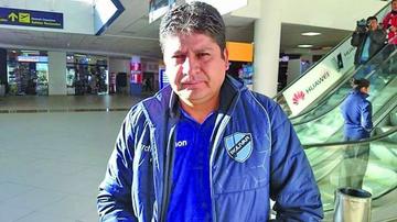 Oscar Villegas buscará reencaminar a los celestes
