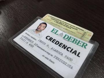 Detuvieron ayer a un periodista de El Deber en la represión.