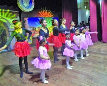 Ayer celebraron Día de la Danza