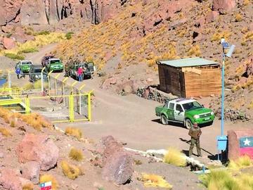La gráfica tomada el pasado fin de semana muestra la presencia de uniformados en territorio chileno.