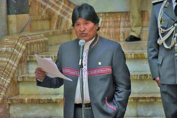 Morales nota contradicciones en Chile sobre la Base Militar