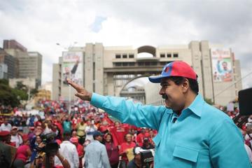 Maduro ordena iniciar ejercicios militares en zonas de Venezuela