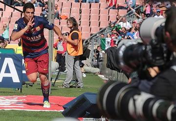 Barcelona se corona campeón de la Liga con una goleada