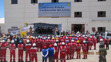 Bolivia apuesta por la industrialización del litio en la planta de Llipi Llipi.