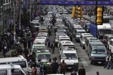 Alcaldía de La Paz multará al transporte deficiente 