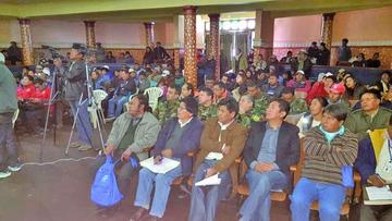 El seminario debate se desarrolló ayer en la población de Uyuni.