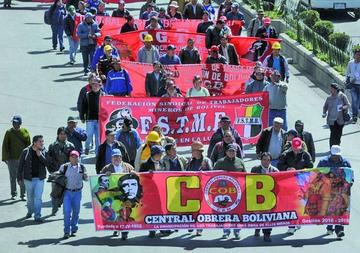 COB se moviliza hoy en apoyo a los extrabajadores de Enatex