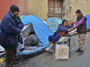 Discapacitados siguen movilizados a pesar de limitación de alimentos