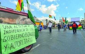 El Gobierno invita a los discapacitados a dialogar pero no tratarán el bono