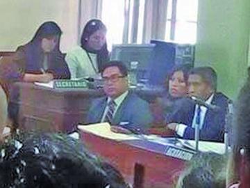Envían a la cárcel a la acusada que atropelló a 2 discapacitados