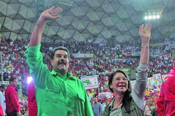 Gobierno y oposición se enfrentan por la fecha del revocatorio de Maduro