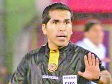 Árbitro Orosco se disculpará mañana de los potosinos 