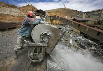 Gobernación: cooperativistas daban regalía a Cochabamba