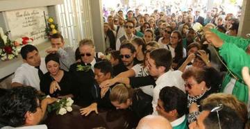 Le dan un adiós de cariño a Pedro Rivero en despedida