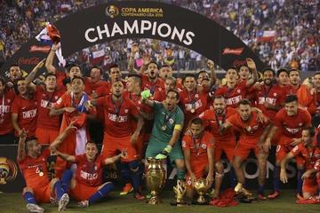 Los Campeones