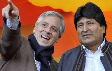 Los mandatarios de Estado, Álvaro García Linera y Evo Morales.