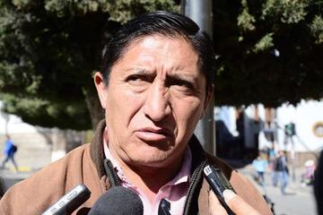 Choferes rechazan creación de bus universitario en Potosí