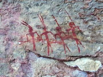 Revelan pinturas rupestres en Thamari