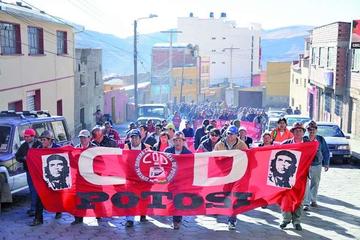 Los paros de actividades fueron dirigidos por la Central Obrera Departamental.