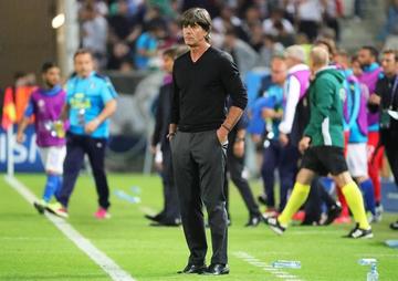 Löw: "antes de los penales tuvimos dos ocasiones claras"