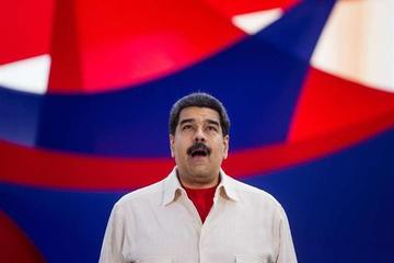 El chavismo marcha en defensa de Maduro